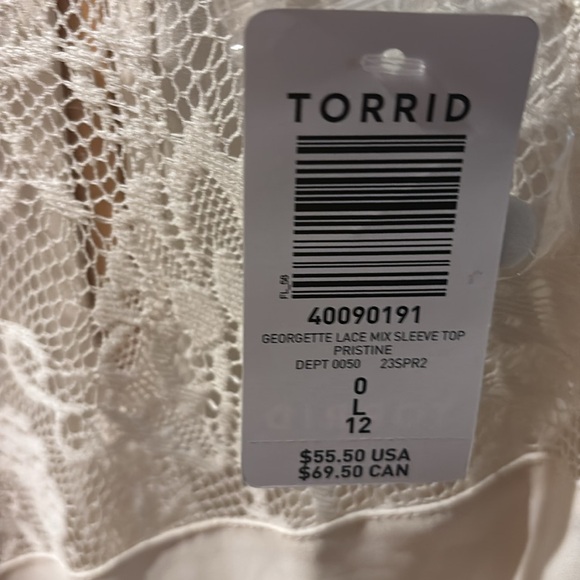 TORRID NWT Georgia lace mix sleeve top pristine size 0 - Picture 5 of 8